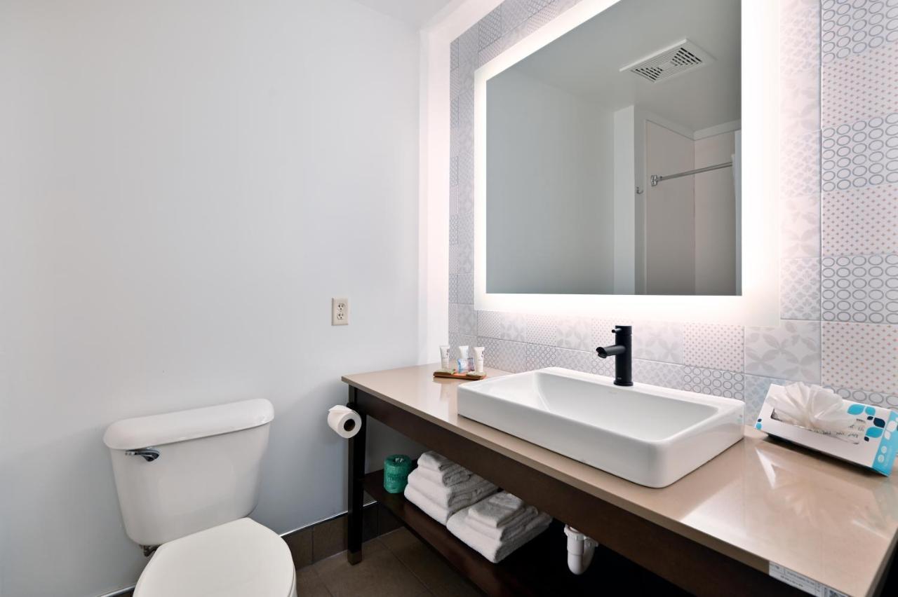 Country Inn & Suites By Radisson, Bloomington-Normal Airport, Il Екстер'єр фото