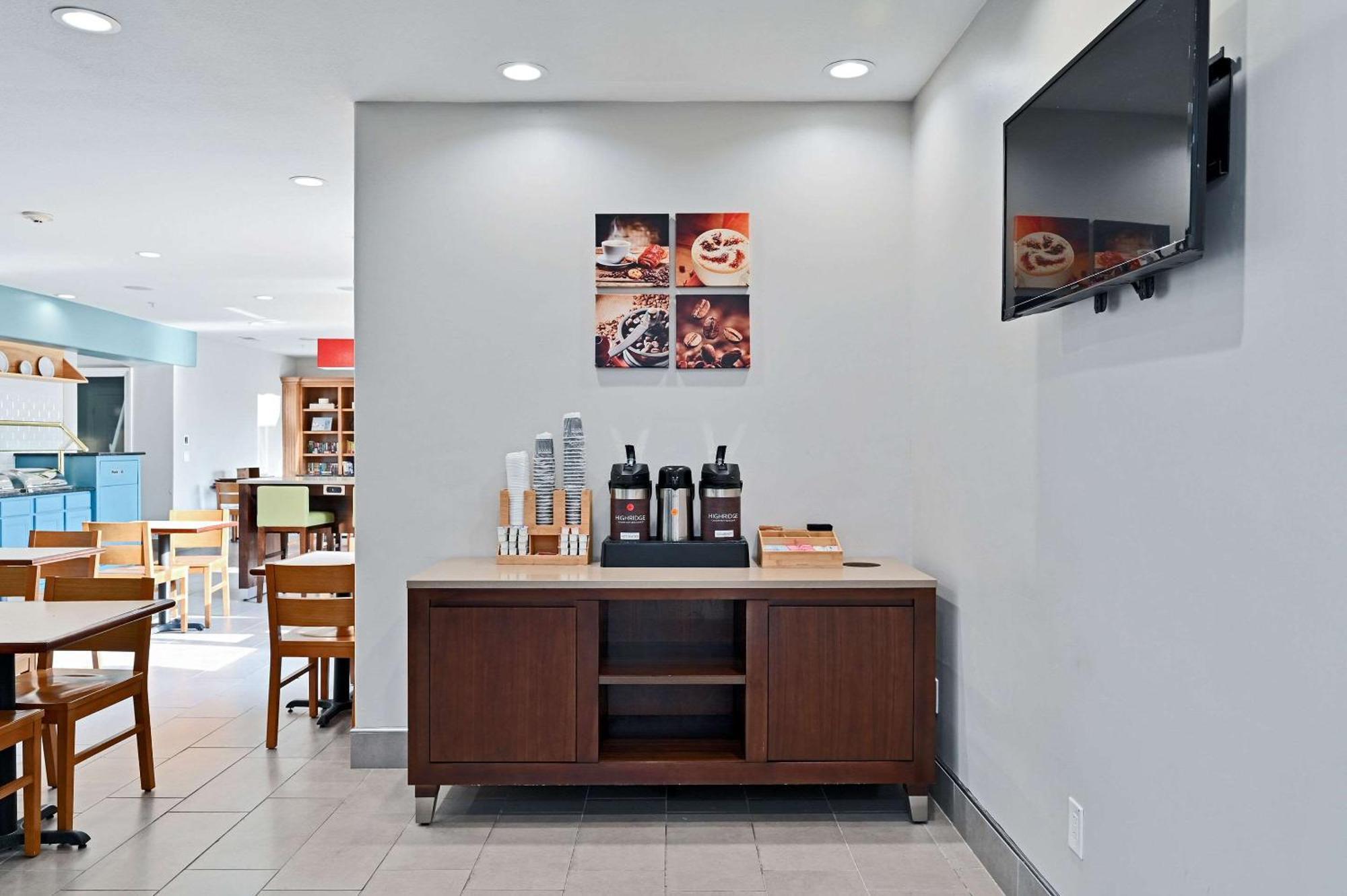 Country Inn & Suites By Radisson, Bloomington-Normal Airport, Il Екстер'єр фото